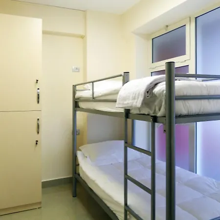 Garden City Hostel Tirana